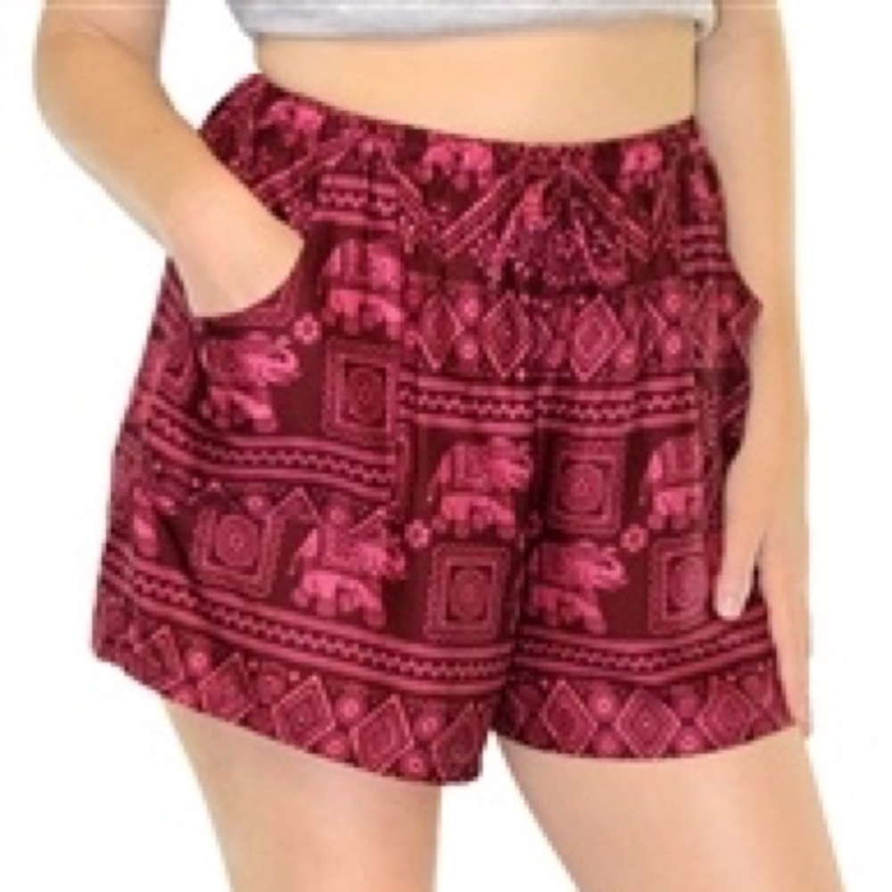 🆕🩳AUCTION PRICE 👩🏻‍⚖️SHORTS TRIBAL ELEPHANTS